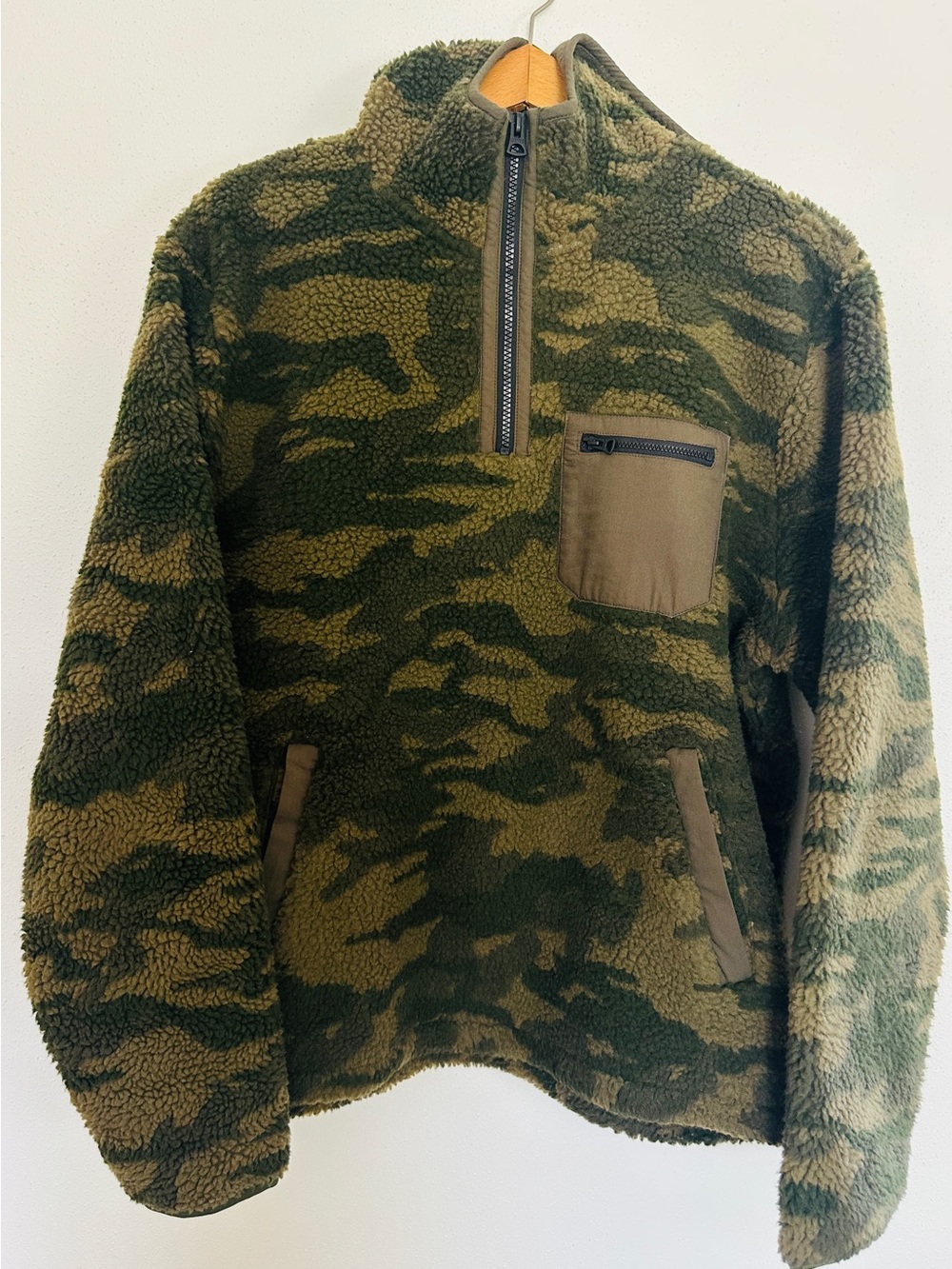Lucky Brand Camo Sherpa Fleece Hoodie Jacket Half Zip Size L